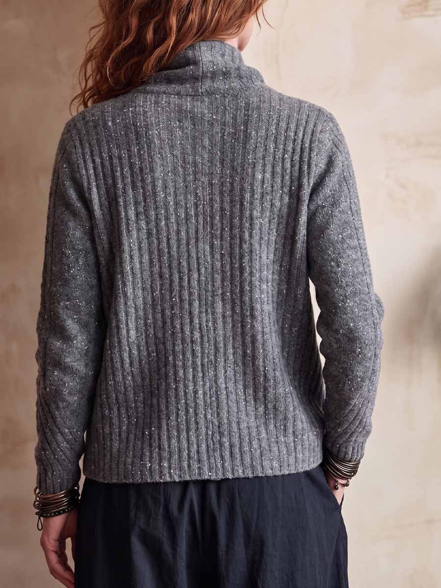 Women's Solid-color Long-sleeve Knit Top With Subtle Shimmer, Stand Collar, And Relaxed Fit