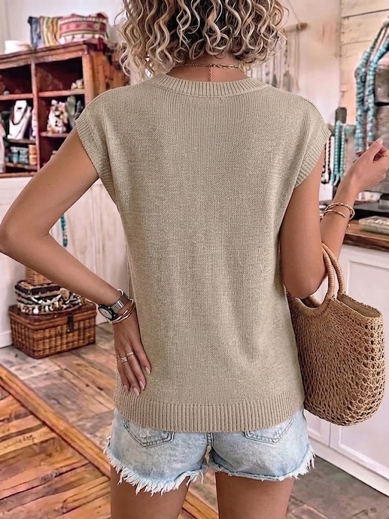 Solid-color Cable-knit Top With Batwing Sleeves And A Relaxed, Loose Fit