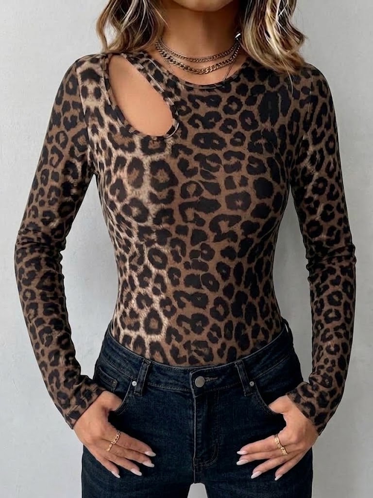 Leopard-print Cut-out Long-sleeve Fitted Top With A Round Neck