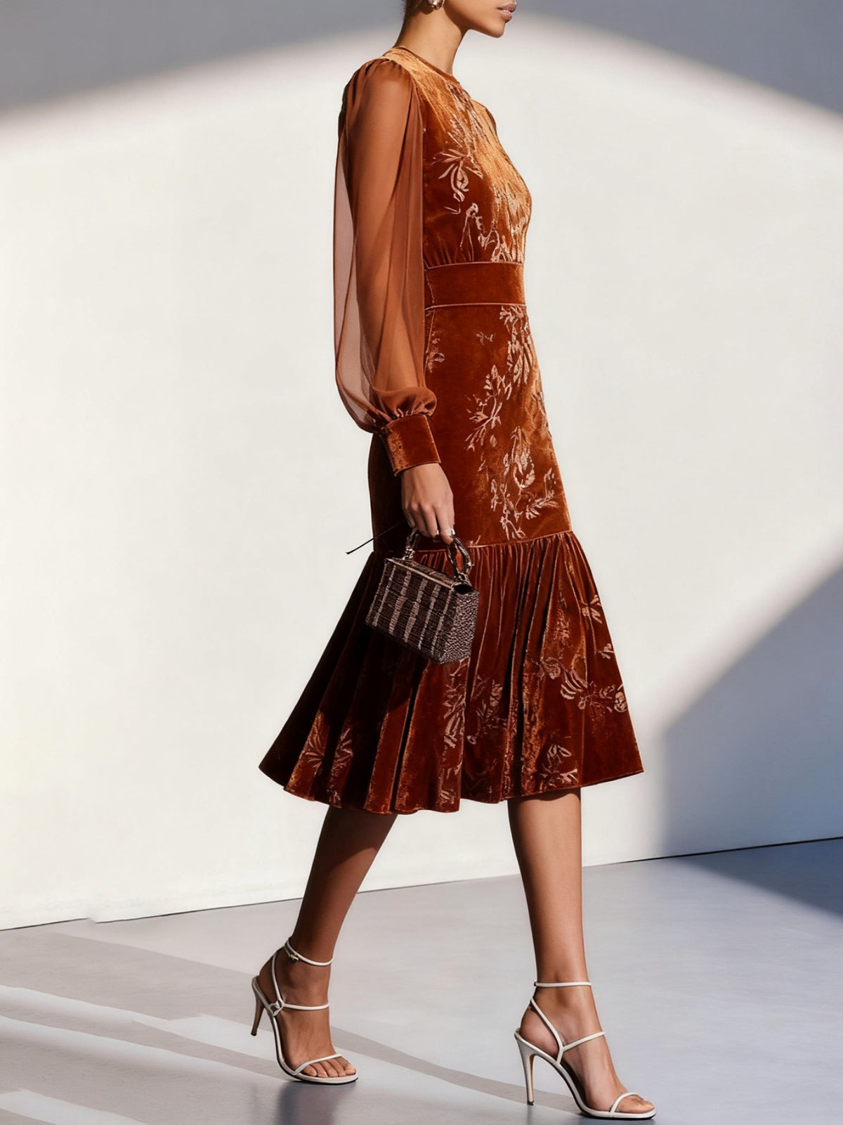 Elegant Floral Print Velvet Midi Dress